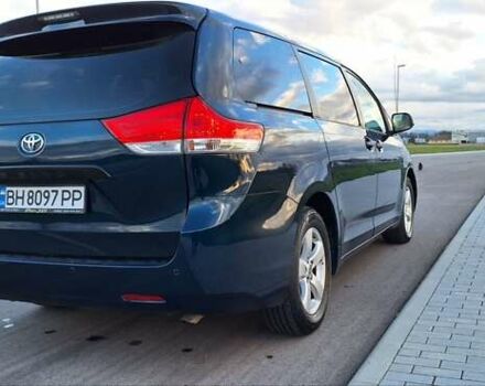Тойота Сієнна, об'ємом двигуна 2.7 л та пробігом 168 тис. км за 13200 $, фото 11 на Automoto.ua