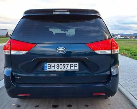 Тойота Сієнна, об'ємом двигуна 2.7 л та пробігом 168 тис. км за 13200 $, фото 14 на Automoto.ua