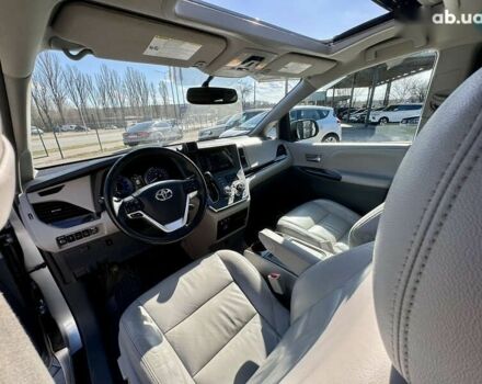 Тойота Сієнна, об'ємом двигуна 0 л та пробігом 200 тис. км за 19990 $, фото 21 на Automoto.ua