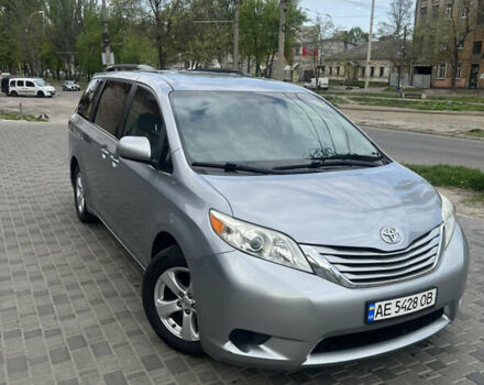 Тойота Сієнна, об'ємом двигуна 3.46 л та пробігом 230 тис. км за 15500 $, фото 11 на Automoto.ua