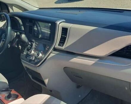 Тойота Сиенна, объемом двигателя 3.5 л и пробегом 168 тыс. км за 17500 $, фото 18 на Automoto.ua
