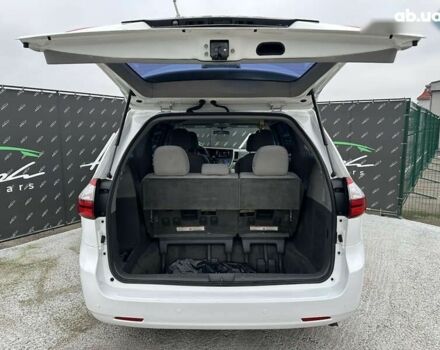 Тойота Сиенна, объемом двигателя 3.5 л и пробегом 221 тыс. км за 15500 $, фото 27 на Automoto.ua