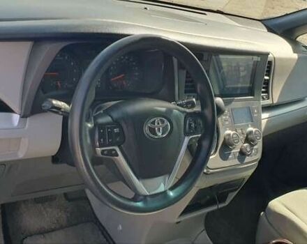 Тойота Сиенна, объемом двигателя 3.5 л и пробегом 168 тыс. км за 17500 $, фото 8 на Automoto.ua