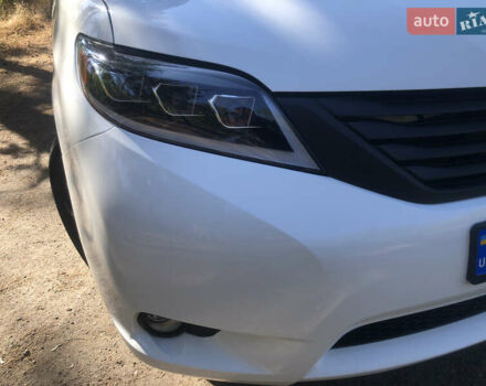 Тойота Сиенна, объемом двигателя 3.46 л и пробегом 160 тыс. км за 19500 $, фото 10 на Automoto.ua