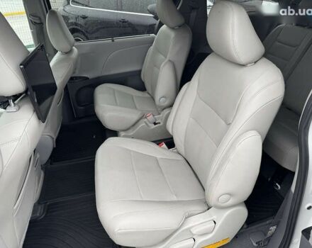 Тойота Сієнна, об'ємом двигуна 3.5 л та пробігом 124 тис. км за 24990 $, фото 26 на Automoto.ua