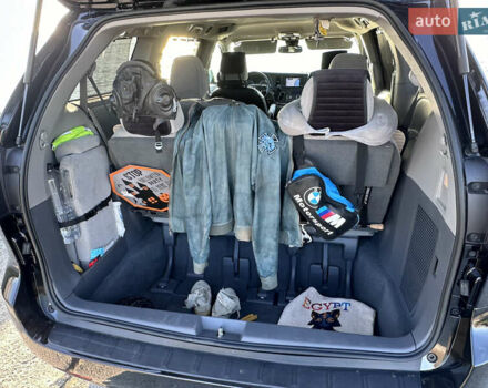 Тойота Сиенна, объемом двигателя 3.46 л и пробегом 43 тыс. км за 30000 $, фото 23 на Automoto.ua