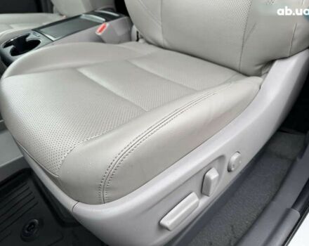 Тойота Сієнна, об'ємом двигуна 3.5 л та пробігом 124 тис. км за 24990 $, фото 14 на Automoto.ua