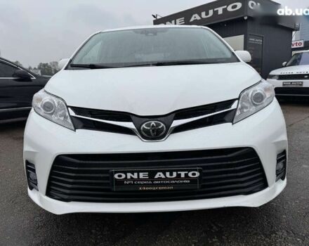 Тойота Сієнна, об'ємом двигуна 3.5 л та пробігом 124 тис. км за 24990 $, фото 2 на Automoto.ua