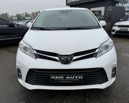 Тойота Сієнна, об'ємом двигуна 3.5 л та пробігом 124 тис. км за 24990 $, фото 3 на Automoto.ua