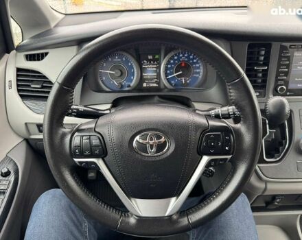 Тойота Сієнна, об'ємом двигуна 3.5 л та пробігом 124 тис. км за 24990 $, фото 20 на Automoto.ua
