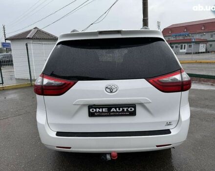 Тойота Сієнна, об'ємом двигуна 3.5 л та пробігом 124 тис. км за 24990 $, фото 6 на Automoto.ua