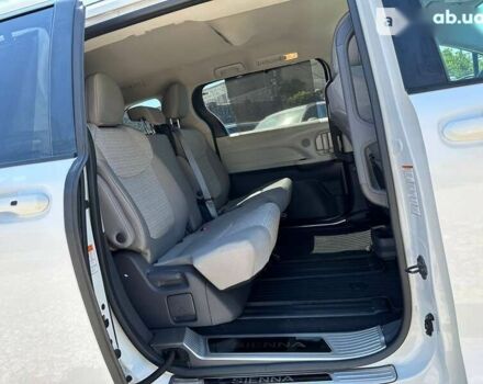 Тойота Сієнна, об'ємом двигуна 0 л та пробігом 59 тис. км за 45800 $, фото 12 на Automoto.ua