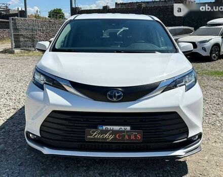 Тойота Сієнна, об'ємом двигуна 0 л та пробігом 59 тис. км за 45800 $, фото 2 на Automoto.ua