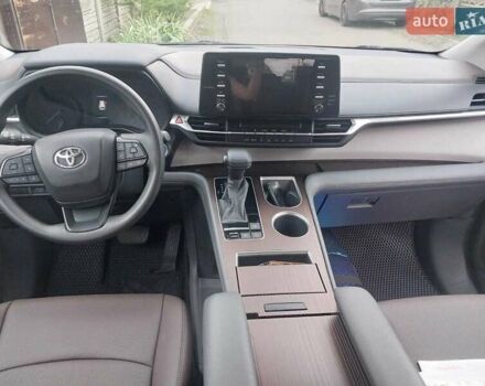 Тойота Сиенна, объемом двигателя 2.49 л и пробегом 60 тыс. км за 49999 $, фото 7 на Automoto.ua
