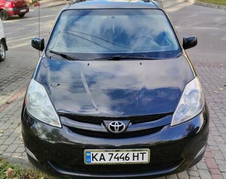 Тойота Сієнна, об'ємом двигуна 3.46 л та пробігом 336 тис. км за 8950 $, фото 1 на Automoto.ua