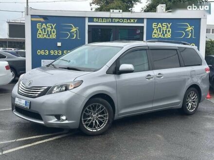 Тойота Сиенна, объемом двигателя 0 л и пробегом 280 тыс. км за 15490 $, фото 1 на Automoto.ua