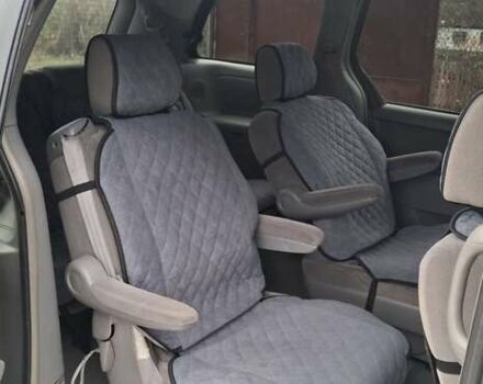 Сірий Тойота Сієнна, об'ємом двигуна 3.3 л та пробігом 270 тис. км за 6999 $, фото 14 на Automoto.ua