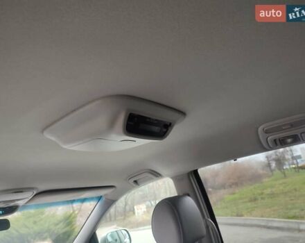 Сірий Тойота Сієнна, об'ємом двигуна 3.3 л та пробігом 320 тис. км за 8400 $, фото 13 на Automoto.ua