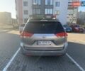 Серый Тойота Сиенна, объемом двигателя 3.5 л и пробегом 227 тыс. км за 13500 $, фото 3 на Automoto.ua