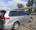 Серый Тойота Сиенна, объемом двигателя 2.7 л и пробегом 198 тыс. км за 11000 $, фото 2 на Automoto.ua