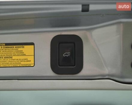 Серый Тойота Сиенна, объемом двигателя 3.46 л и пробегом 203 тыс. км за 17999 $, фото 69 на Automoto.ua