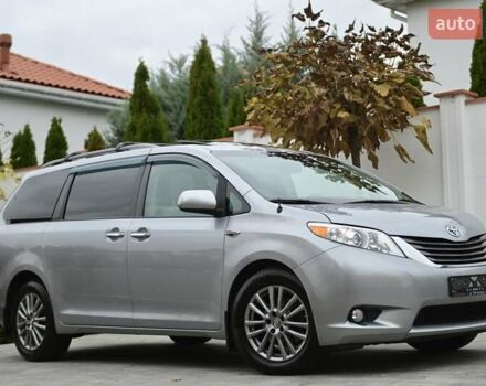 Серый Тойота Сиенна, объемом двигателя 3.46 л и пробегом 203 тыс. км за 17999 $, фото 22 на Automoto.ua
