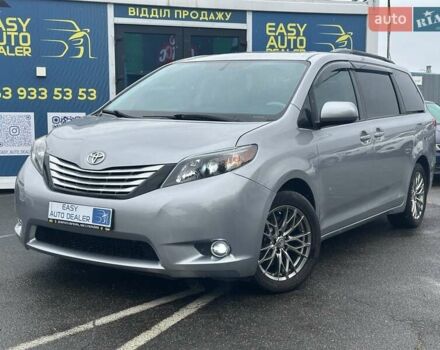 Серый Тойота Сиенна, объемом двигателя 3.5 л и пробегом 280 тыс. км за 15990 $, фото 1 на Automoto.ua