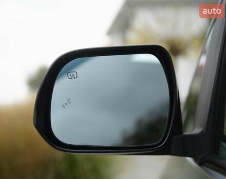 Серый Тойота Сиенна, объемом двигателя 3.46 л и пробегом 203 тыс. км за 17999 $, фото 8 на Automoto.ua