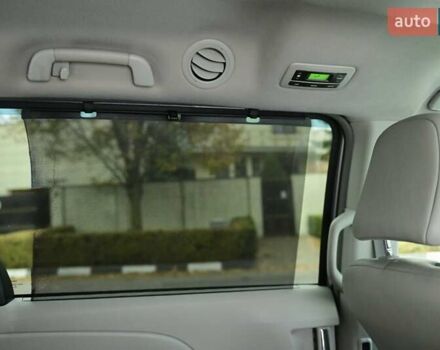 Серый Тойота Сиенна, объемом двигателя 3.46 л и пробегом 203 тыс. км за 17999 $, фото 66 на Automoto.ua