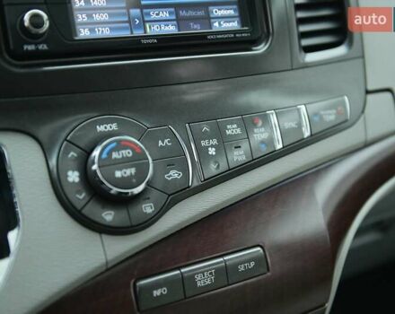 Серый Тойота Сиенна, объемом двигателя 3.46 л и пробегом 203 тыс. км за 17999 $, фото 50 на Automoto.ua