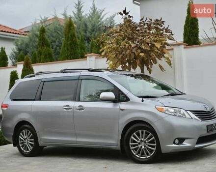 Серый Тойота Сиенна, объемом двигателя 3.46 л и пробегом 203 тыс. км за 17999 $, фото 21 на Automoto.ua