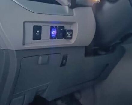 Сірий Тойота Сієнна, об'ємом двигуна 3.46 л та пробігом 120 тис. км за 20500 $, фото 19 на Automoto.ua