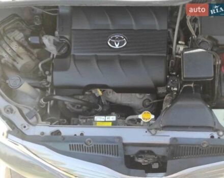 Серый Тойота Сиенна, объемом двигателя 3.46 л и пробегом 170 тыс. км за 16400 $, фото 5 на Automoto.ua