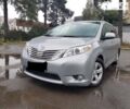 Сірий Тойота Сієнна, об'ємом двигуна 3.5 л та пробігом 187 тис. км за 16750 $, фото 1 на Automoto.ua