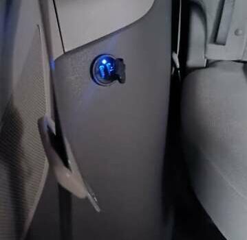 Сірий Тойота Сієнна, об'ємом двигуна 3.46 л та пробігом 120 тис. км за 20500 $, фото 31 на Automoto.ua