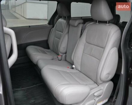 Серый Тойота Сиенна, объемом двигателя 3.5 л и пробегом 167 тыс. км за 20600 $, фото 32 на Automoto.ua