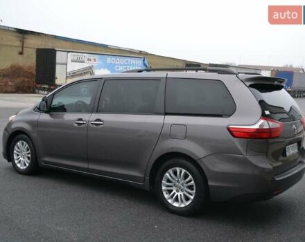 Серый Тойота Сиенна, объемом двигателя 3.5 л и пробегом 167 тыс. км за 20600 $, фото 3 на Automoto.ua