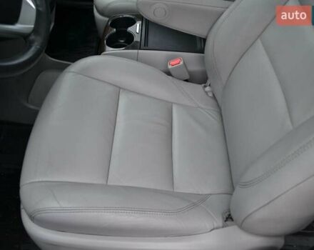 Серый Тойота Сиенна, объемом двигателя 3.5 л и пробегом 167 тыс. км за 20600 $, фото 14 на Automoto.ua