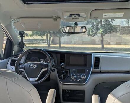 Серый Тойота Сиенна, объемом двигателя 3.5 л и пробегом 109 тыс. км за 18000 $, фото 11 на Automoto.ua