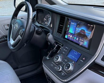 Серый Тойота Сиенна, объемом двигателя 3.46 л и пробегом 150 тыс. км за 21212 $, фото 26 на Automoto.ua