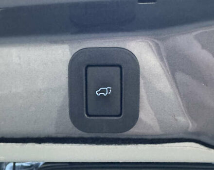 Серый Тойота Сиенна, объемом двигателя 3.46 л и пробегом 150 тыс. км за 21999 $, фото 37 на Automoto.ua