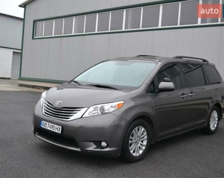 Серый Тойота Сиенна, объемом двигателя 3.5 л и пробегом 167 тыс. км за 20600 $, фото 1 на Automoto.ua