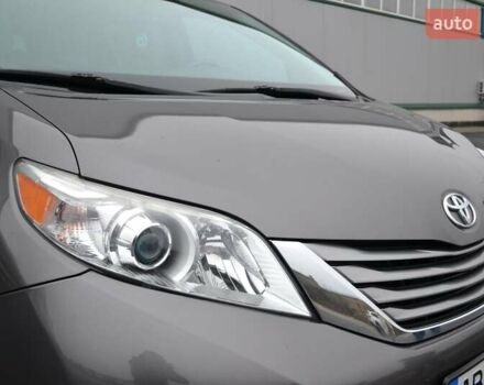 Серый Тойота Сиенна, объемом двигателя 3.5 л и пробегом 167 тыс. км за 20600 $, фото 31 на Automoto.ua