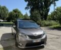 Сірий Тойота Сієнна, об'ємом двигуна 3.5 л та пробігом 186 тис. км за 25000 $, фото 1 на Automoto.ua