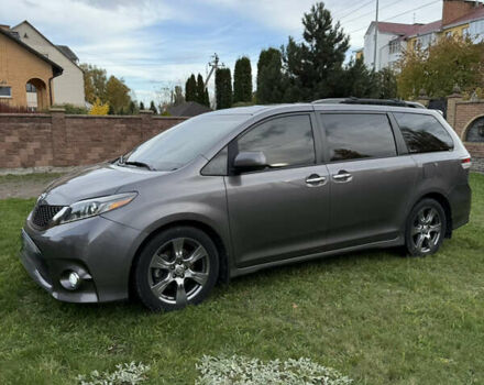 Сірий Тойота Сієнна, об'ємом двигуна 3.5 л та пробігом 75 тис. км за 22500 $, фото 3 на Automoto.ua