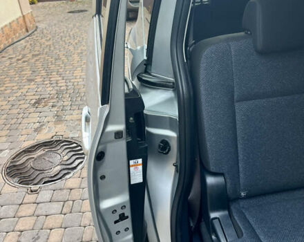 Серый Тойота Сиенна, объемом двигателя 1.5 л и пробегом 57 тыс. км за 13500 $, фото 63 на Automoto.ua