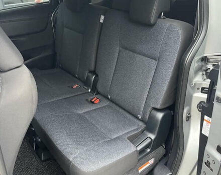 Серый Тойота Сиенна, объемом двигателя 1.5 л и пробегом 57 тыс. км за 13500 $, фото 169 на Automoto.ua