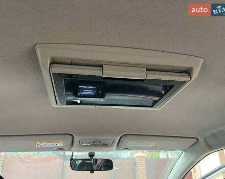 Серый Тойота Сиенна, объемом двигателя 1.5 л и пробегом 57 тыс. км за 13500 $, фото 135 на Automoto.ua