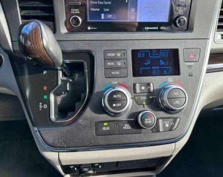 Серый Тойота Сиенна, объемом двигателя 3.5 л и пробегом 43 тыс. км за 6500 $, фото 10 на Automoto.ua