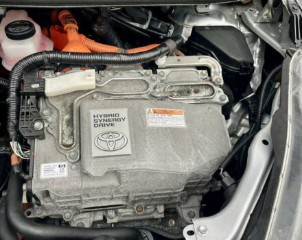 Серый Тойота Сиенна, объемом двигателя 1.5 л и пробегом 57 тыс. км за 13500 $, фото 155 на Automoto.ua